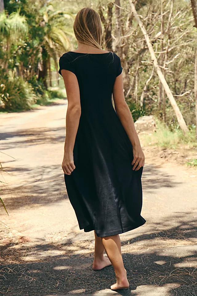 Magnolia Midi Product Image