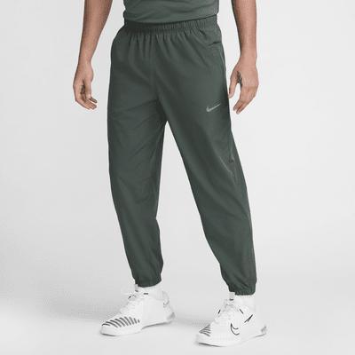 Nike Form Men's Dri-FIT Tapered Versatile Pants Product Image