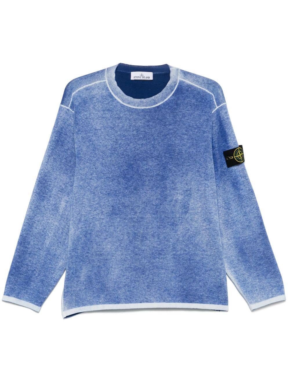 Compass-badge sweatshirt  Product Image