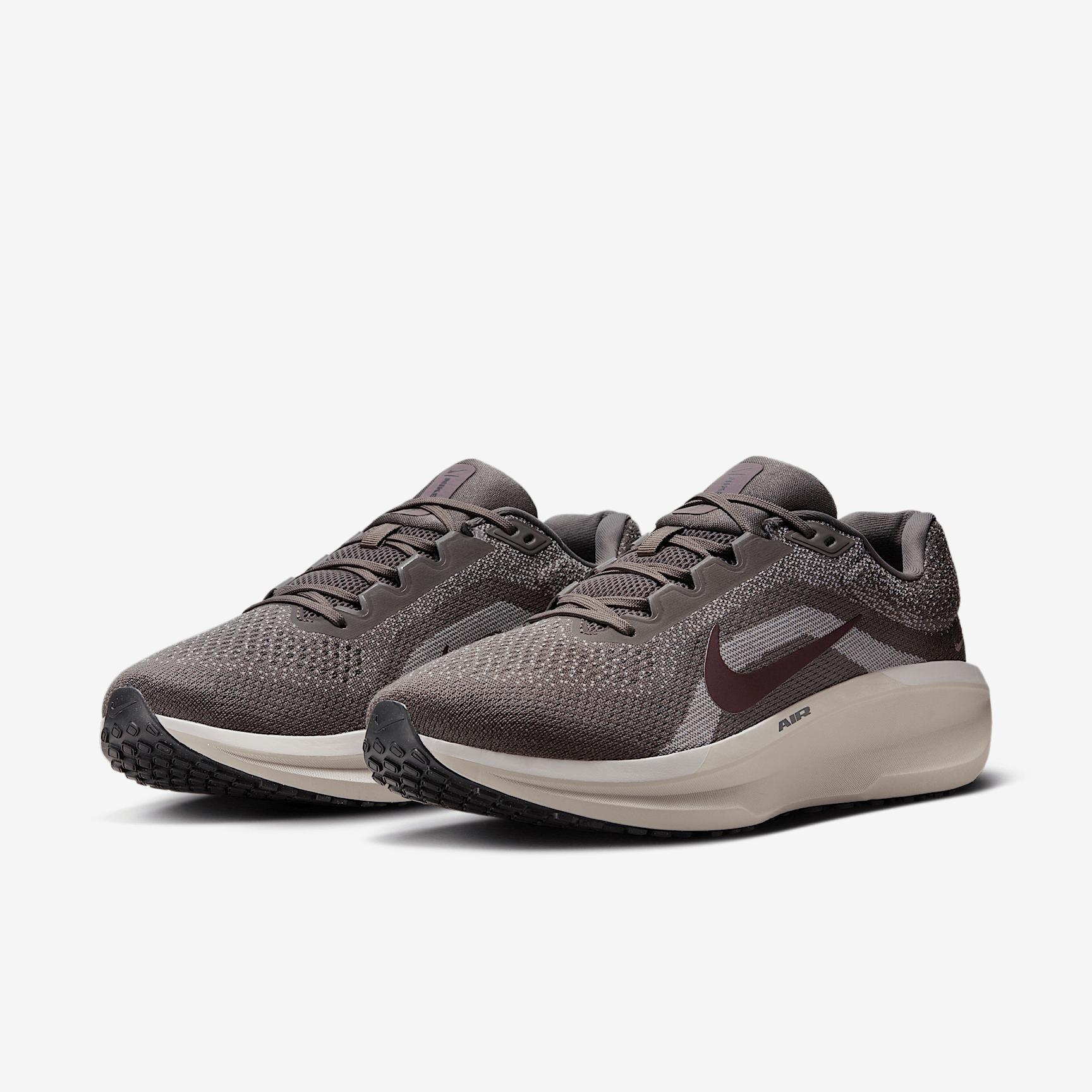 Nike Men's Winflo 11 Road Running Shoes Product Image