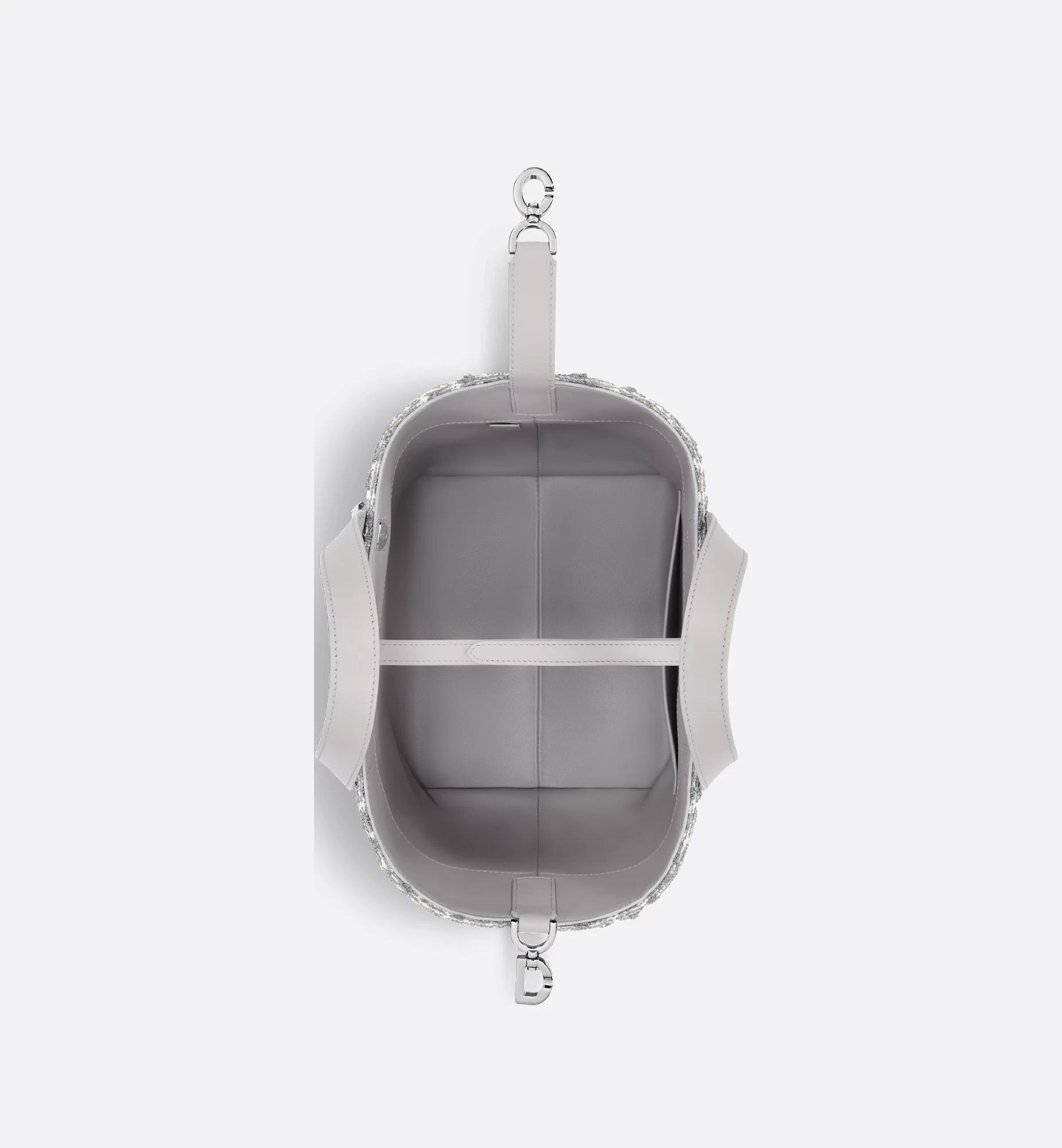 Medium Dior Toujours Vertical Tote Bag Product Image