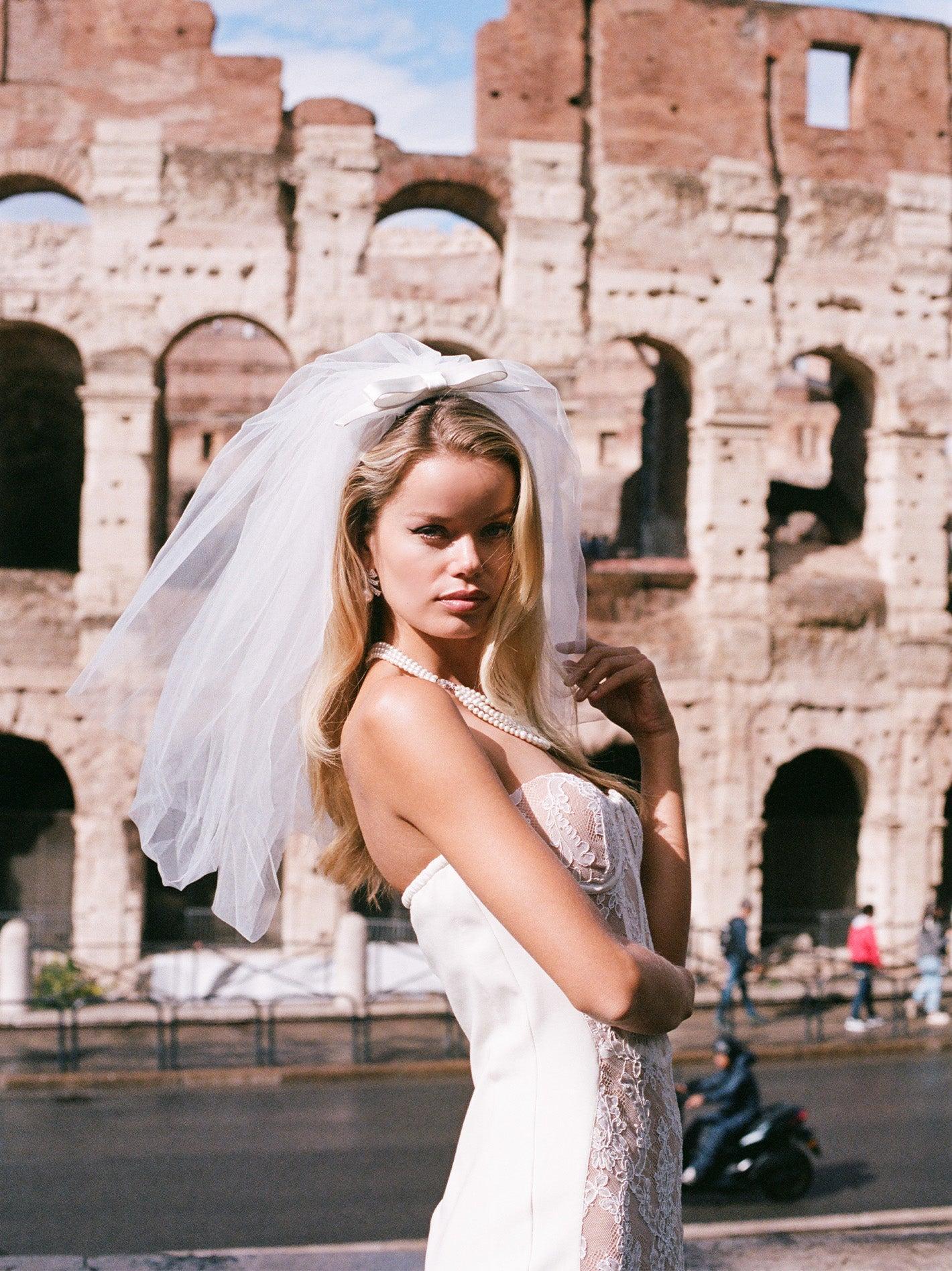 Elsa Lace Dress (White) Product Image