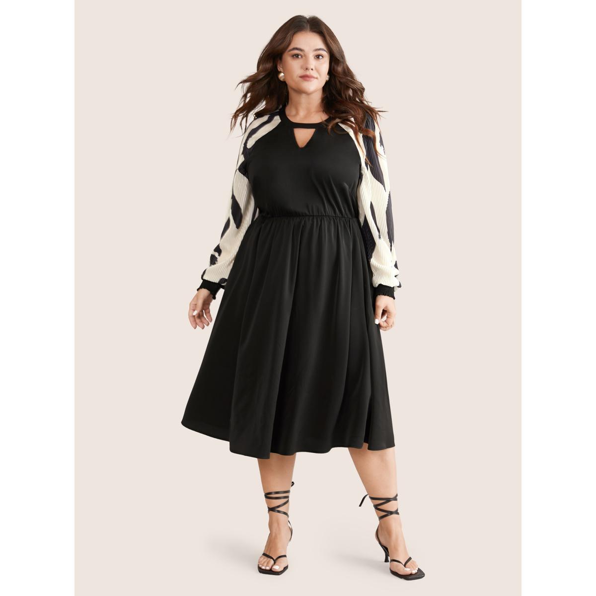 Plus Size Colorblock Keyhole Pleated Detail Shirred Dress Black Women Elegant Gathered Keyhole Cut-Out Long Sleeve Curvy Midi Dress BloomChic 18-20/2X Product Image