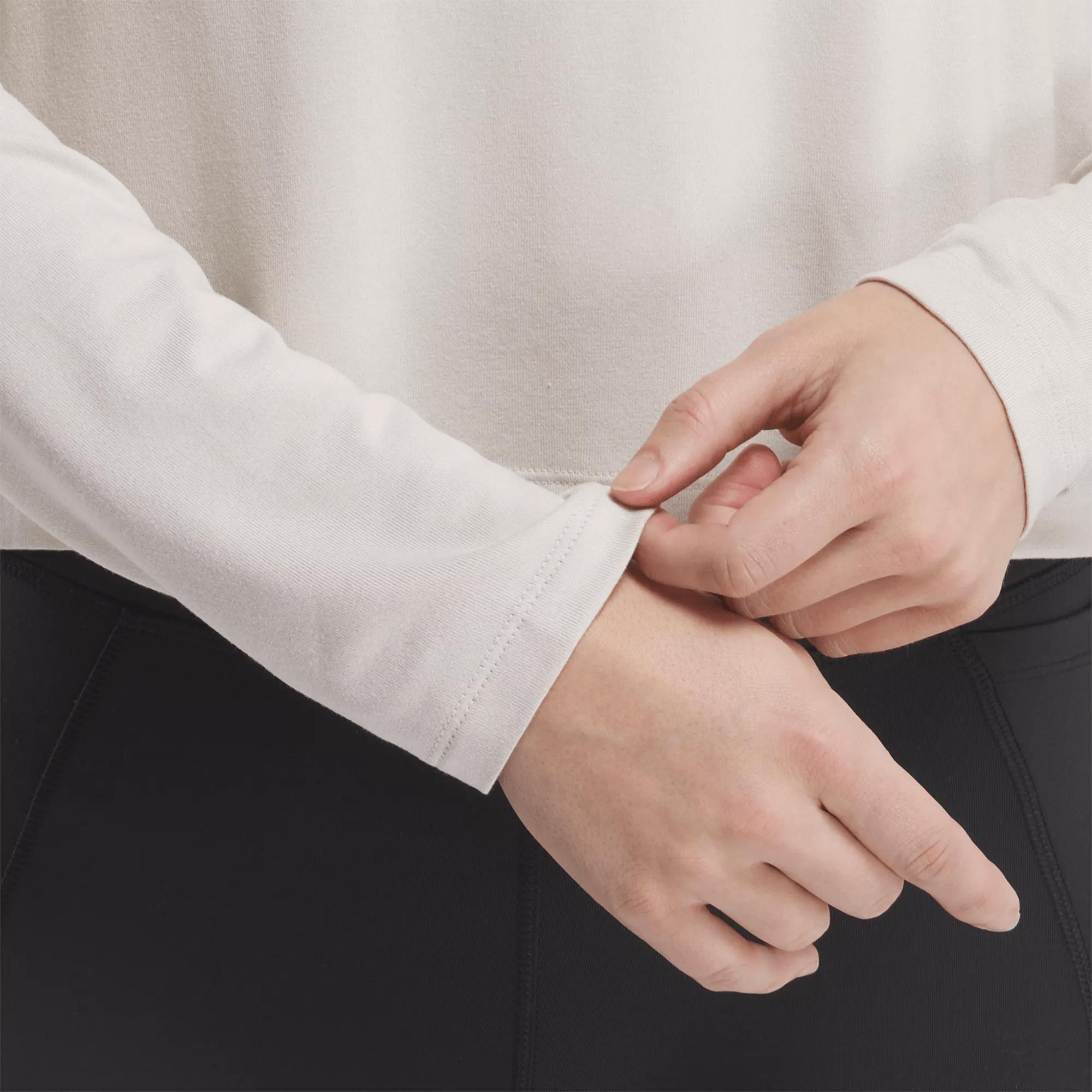 Women's ActivChill+DreamBlend Long Sleeve T-Shirt Female Product Image