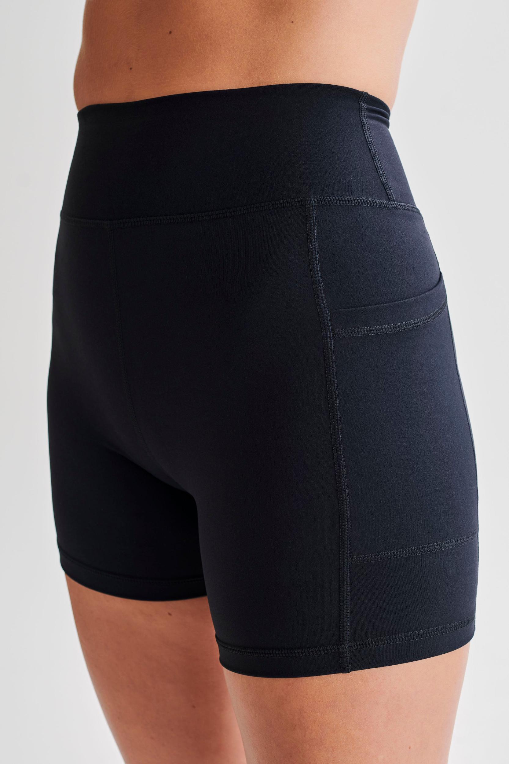Martina Bike Shorts With Pocket - Black Product Image