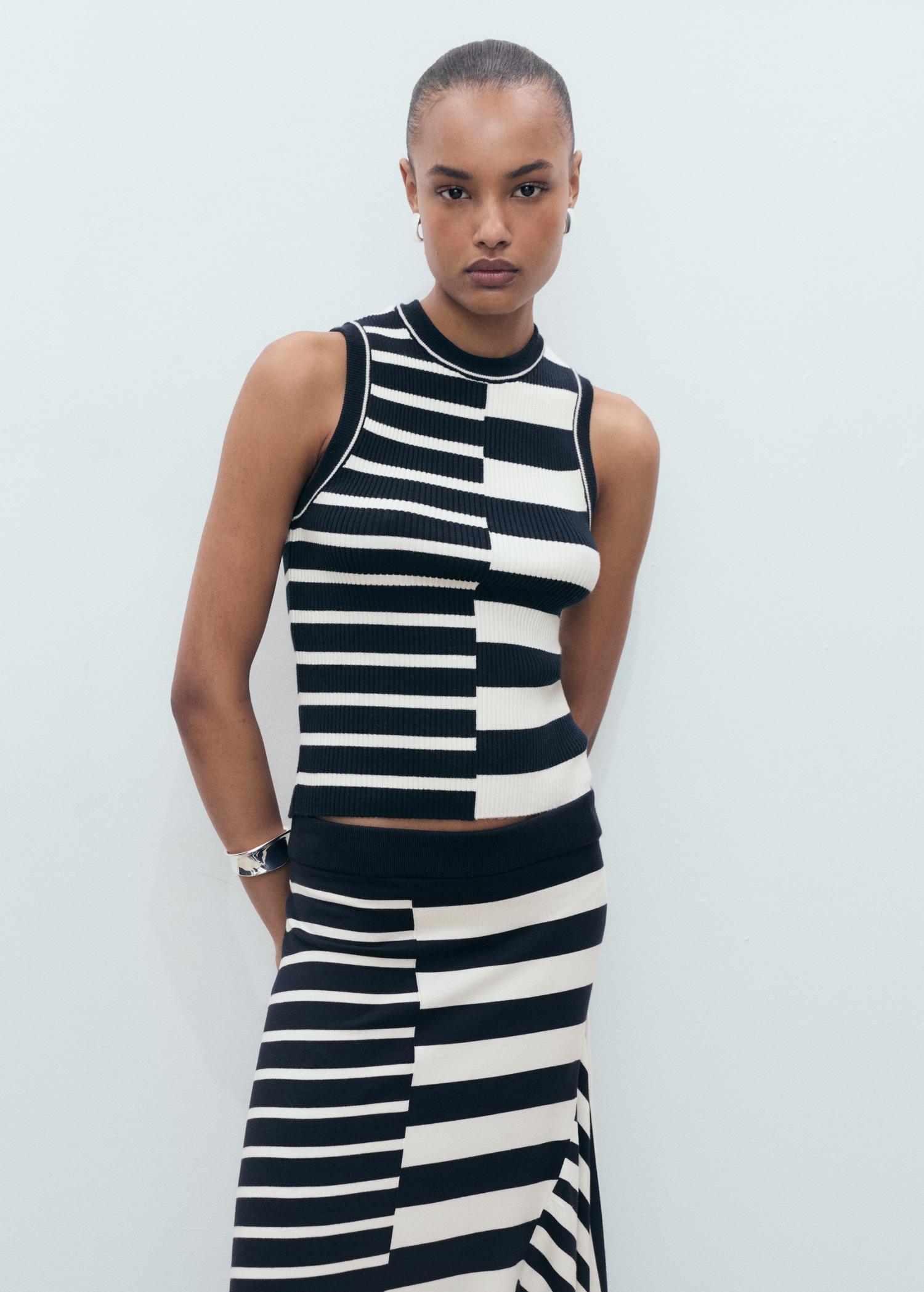 Asymmetrical striped knitted skirt - Women | MANGO USA Product Image