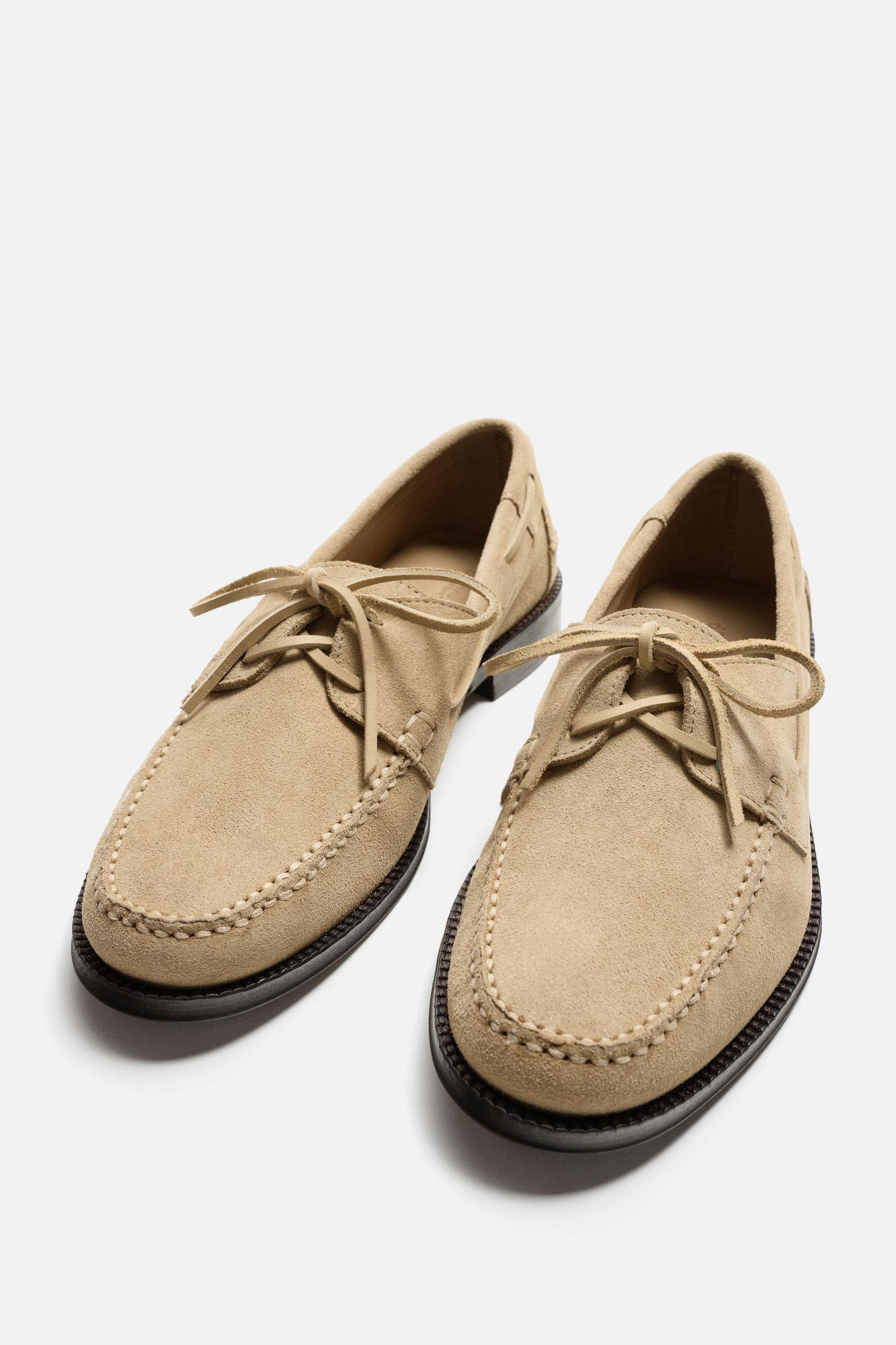 LEATHER BOAT SHOES Product Image