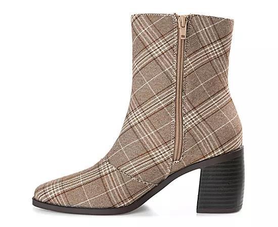Journee Collection Womens Sloann Ankle Boot Product Image