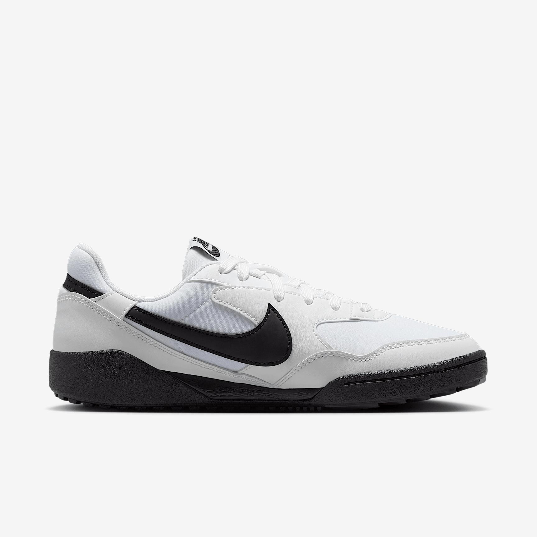 Nike Women's Terra Manta Shoes Product Image