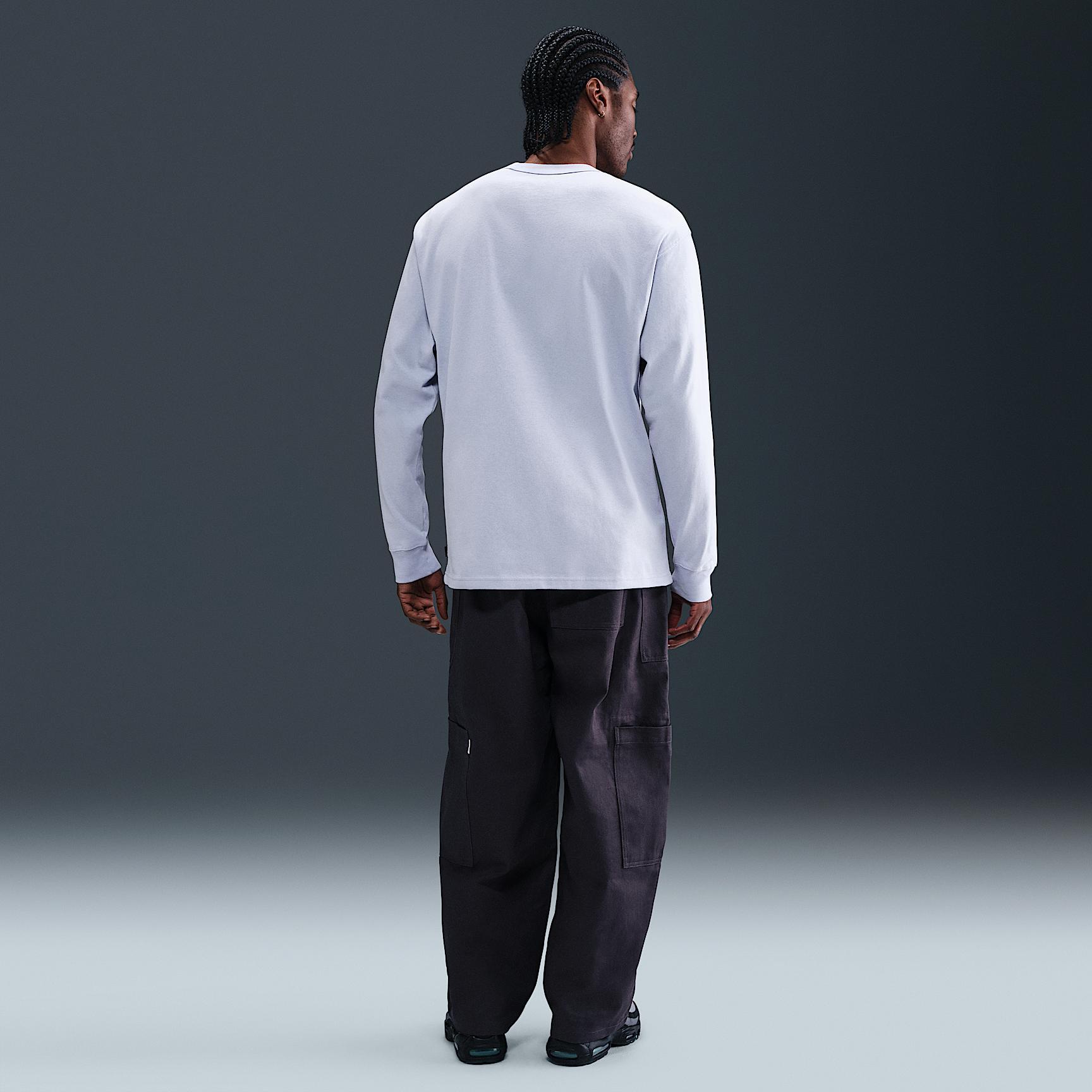 Nike Sportswear Premium Essentials Men's Long-Sleeve T-Shirt Product Image