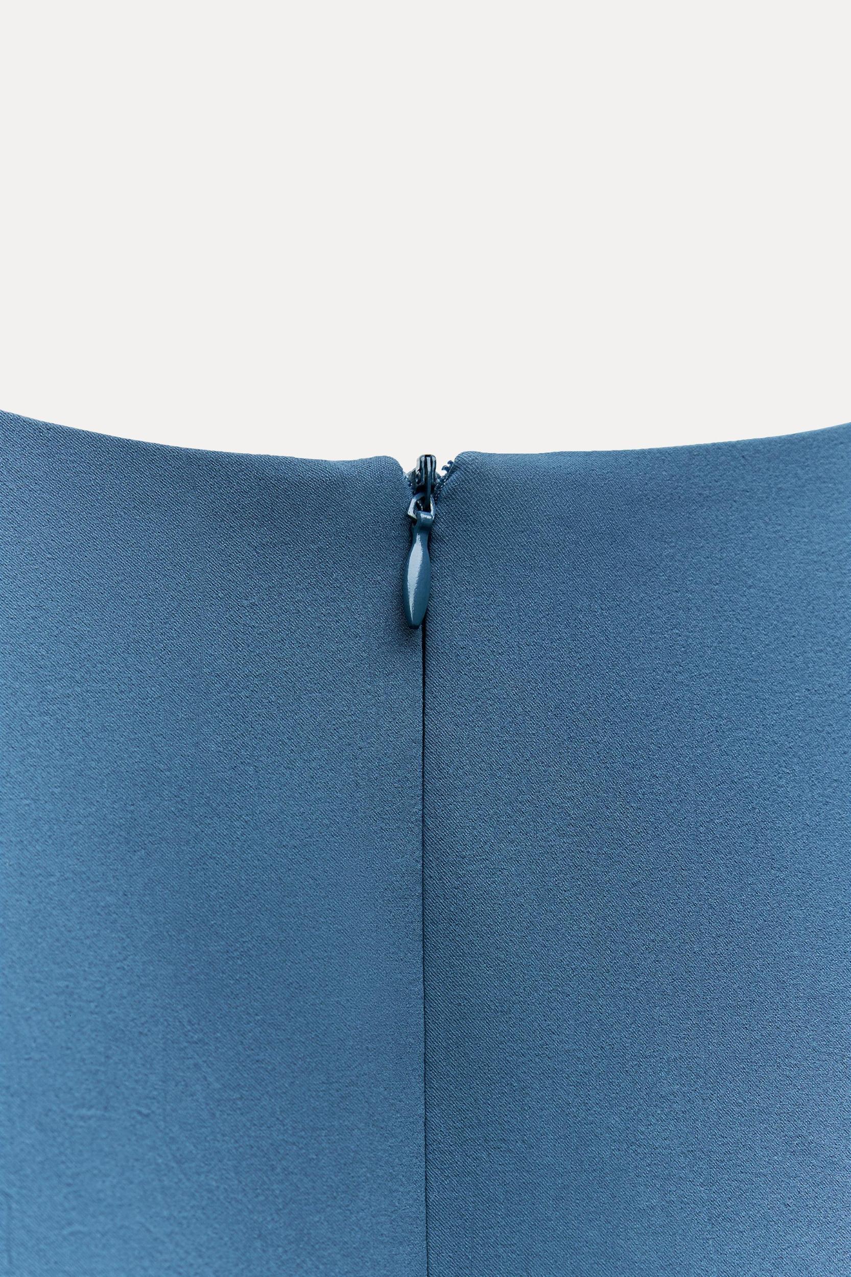 CUT OUT ELASTIC TOP Product Image