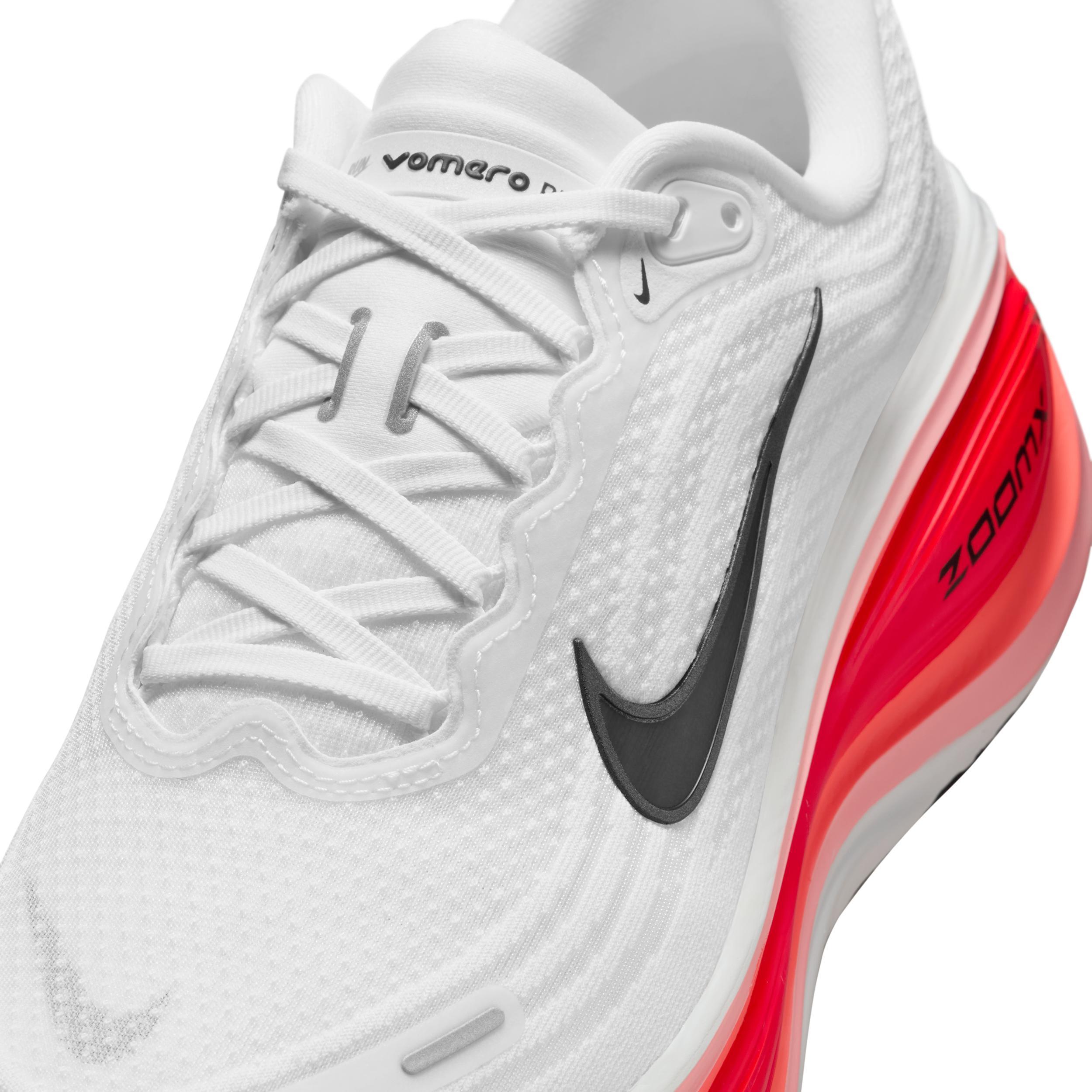 Nike Vomero Plus Men's Road Running Shoes (Extra Wide) Product Image