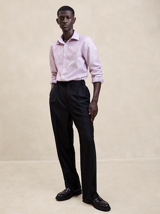 Slim-Fit Wrinkle-Resistant Dress Shirt Product Image