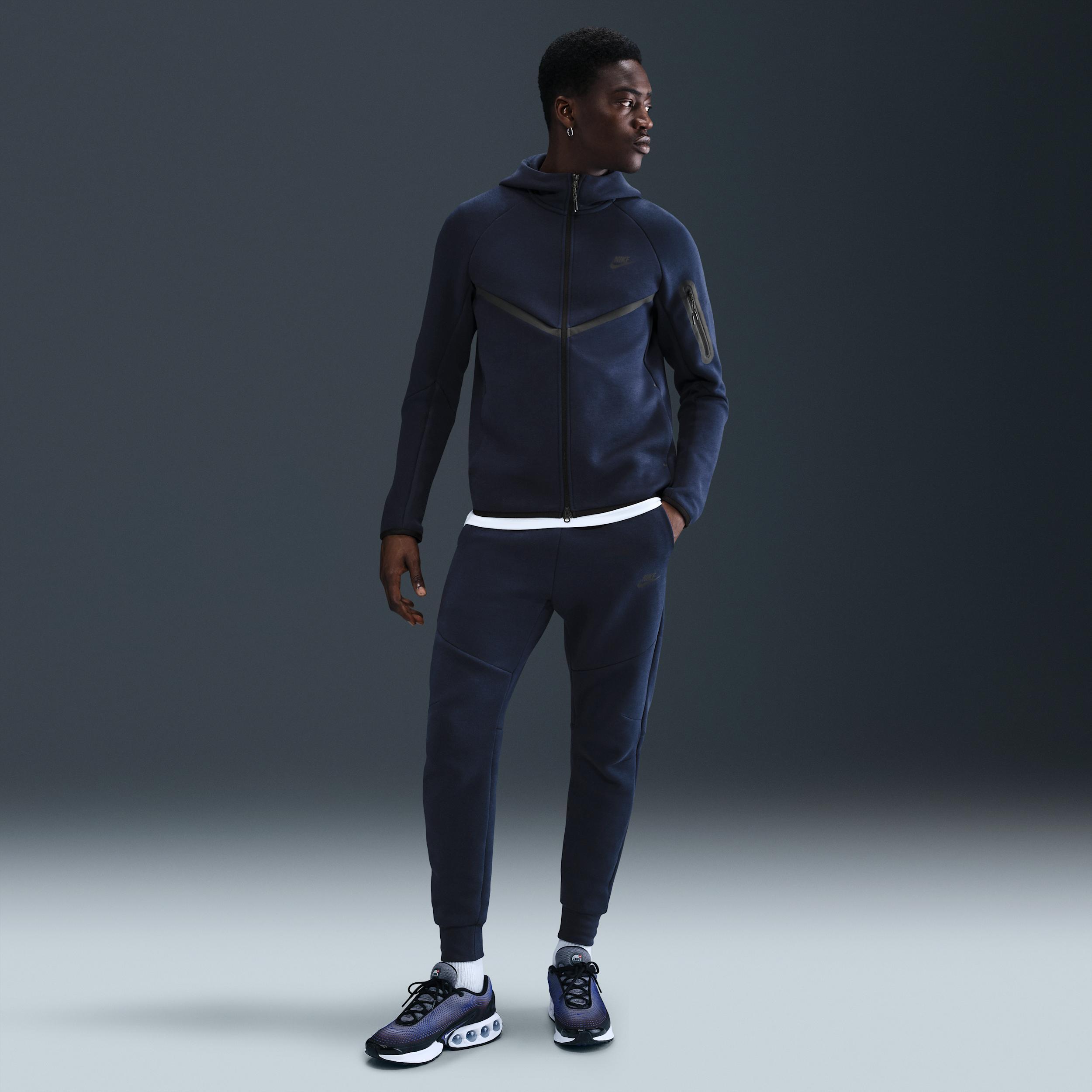 Nike Mens Tech Fleece Jogger Pants Product Image