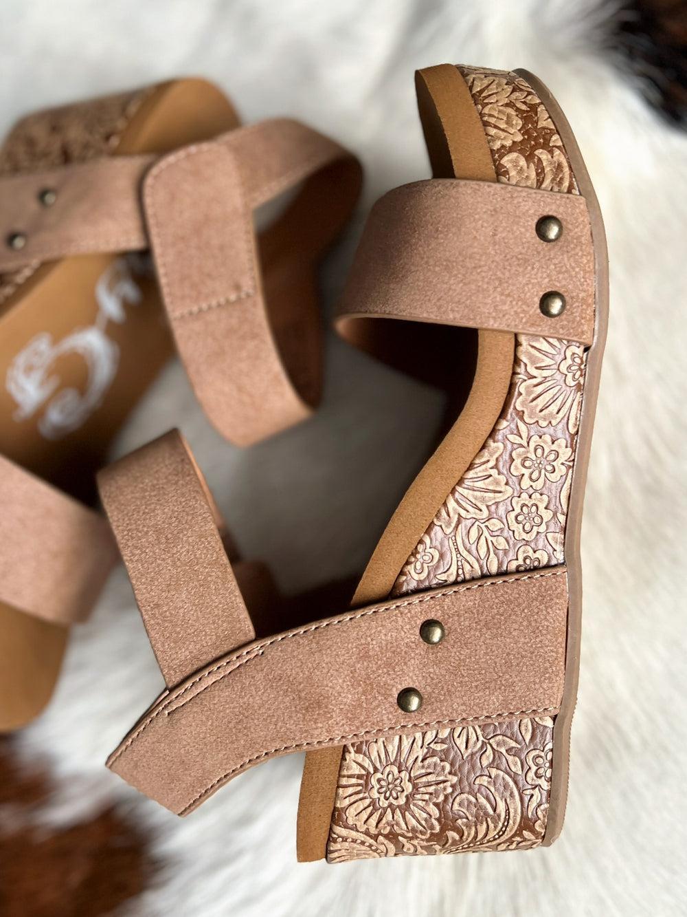 Very G Rich Light Tan Flower Wedge Product Image