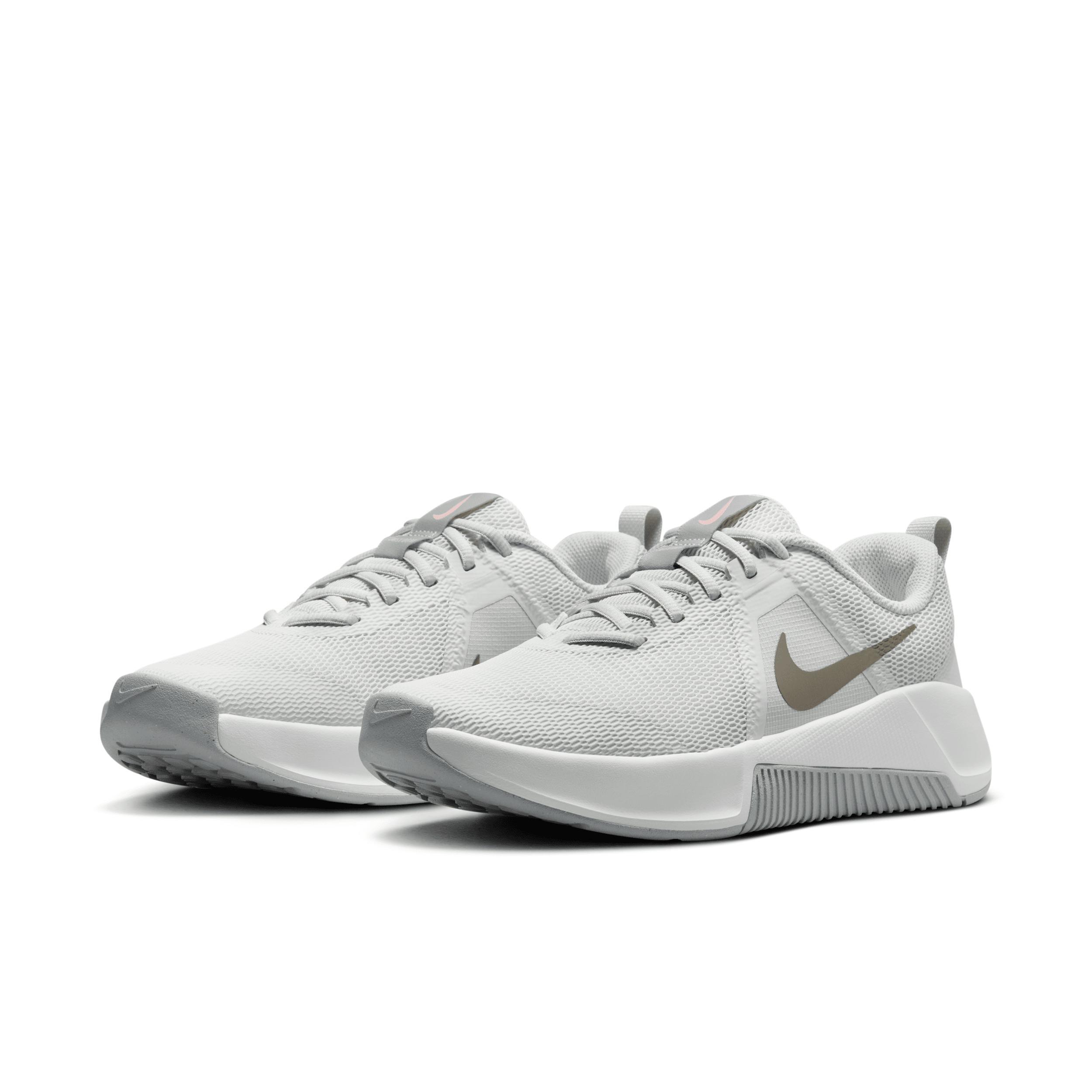 Nike MC Trainer 3 Women's Workout Shoes, Size: 5, Gray Product Image