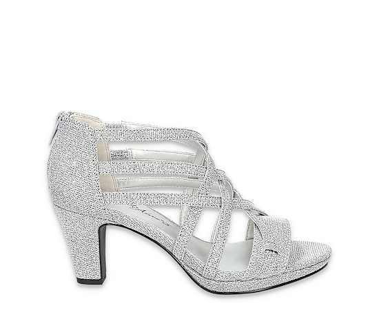 Easy Street Womens Bee Sandal Product Image