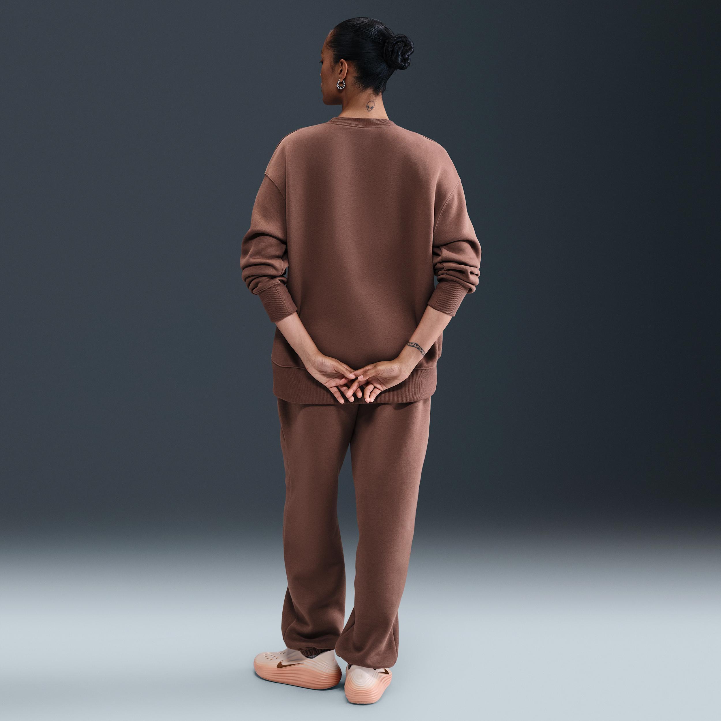 Women's Nike Sportswear Phoenix Fleece Oversized Crew-Neck Sweatshirt Product Image