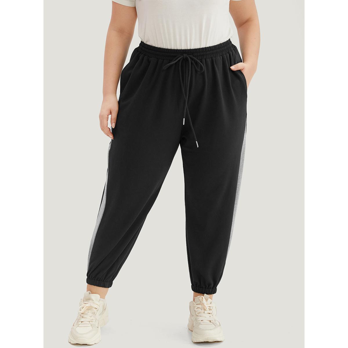 Patchwork Contrast Drawstring Sweatpant Black Plus Size Women Casual Dailywear Contrast 26/4X Bloomchic Product Image