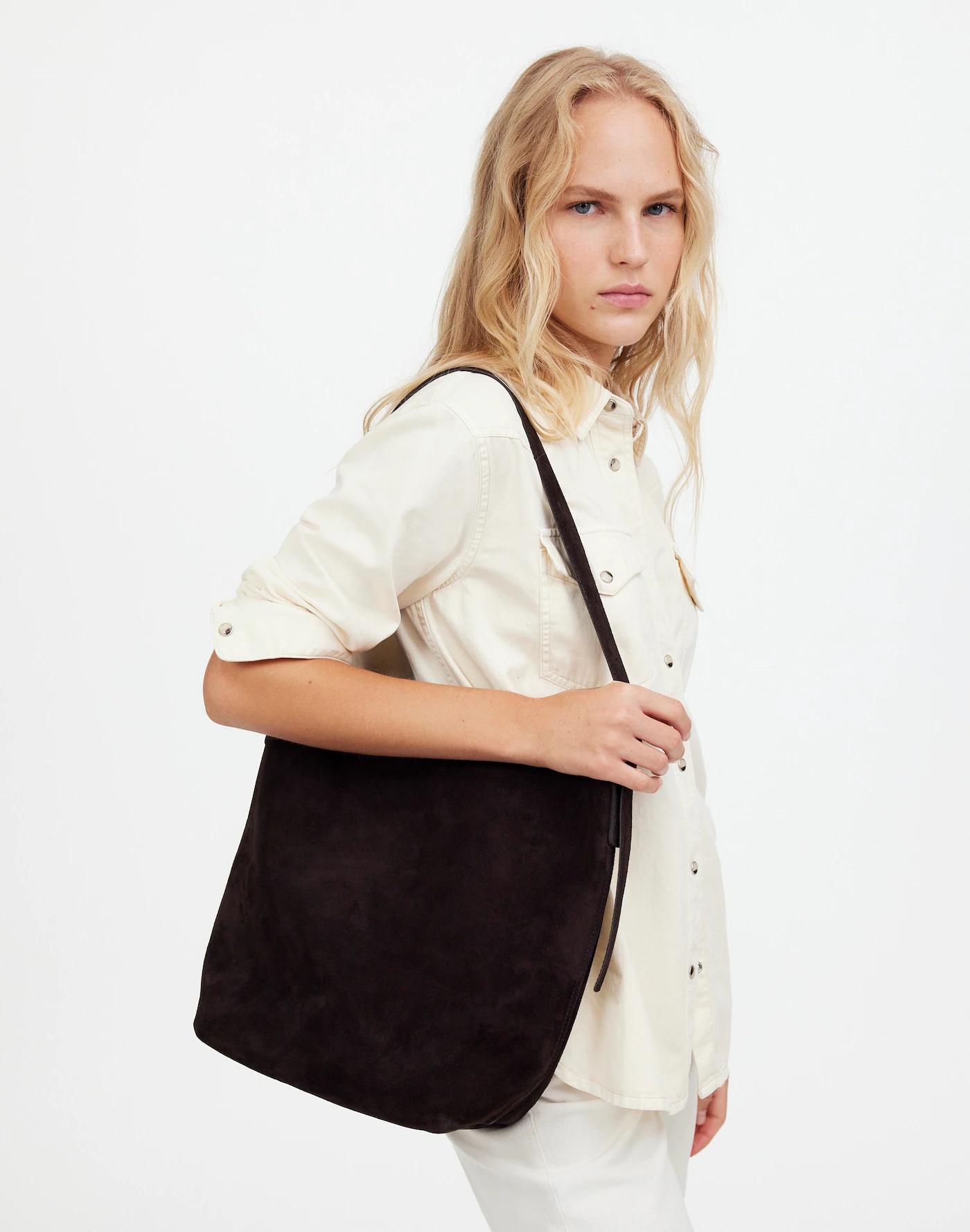 The Essential Bucket Tote Product Image