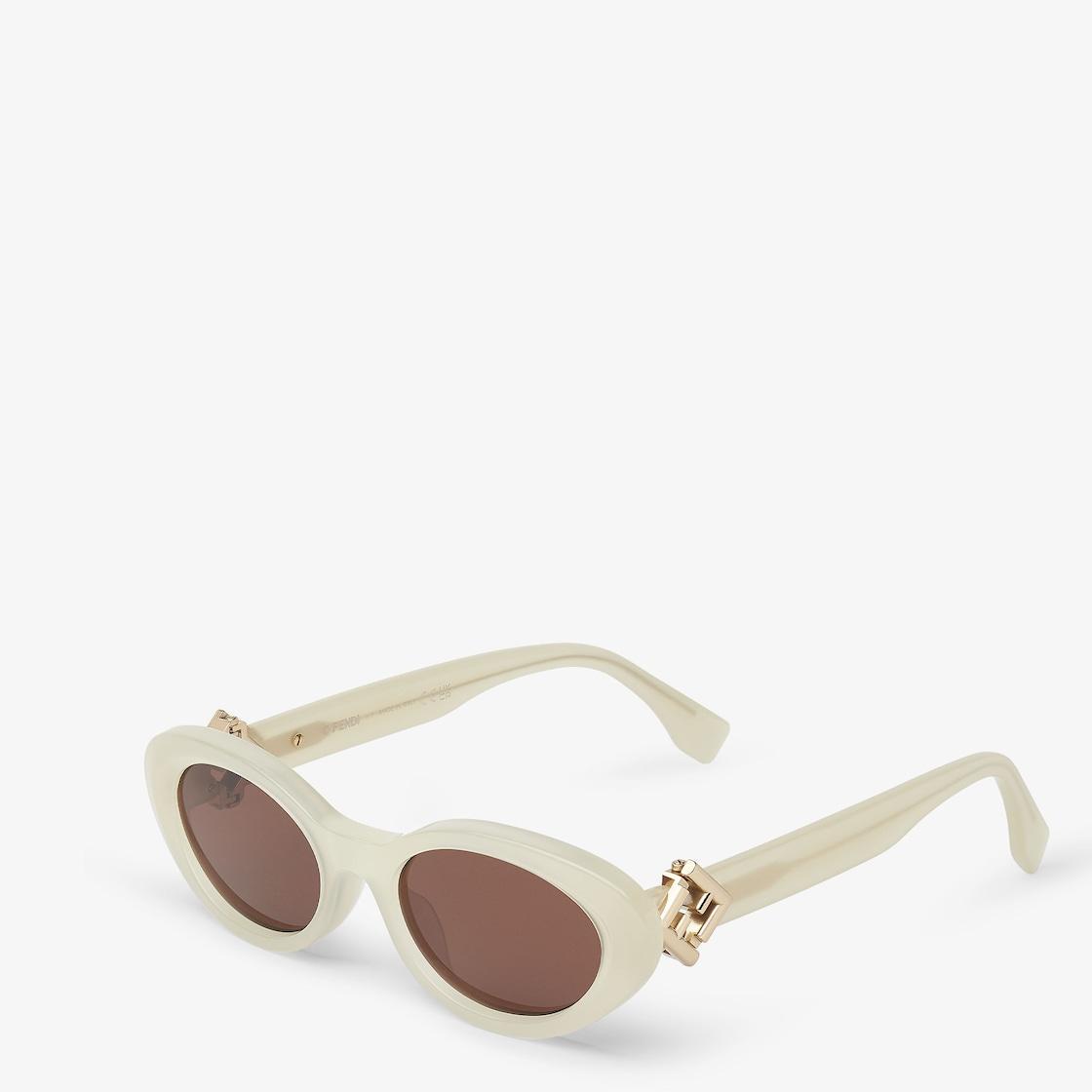 FF DiamondsWhite acetate sunglasses Product Image