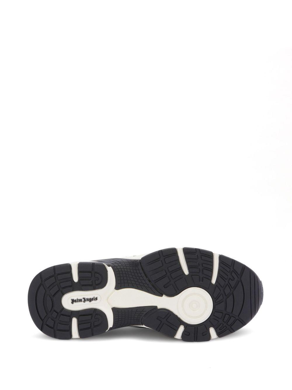 leather sneakers Product Image