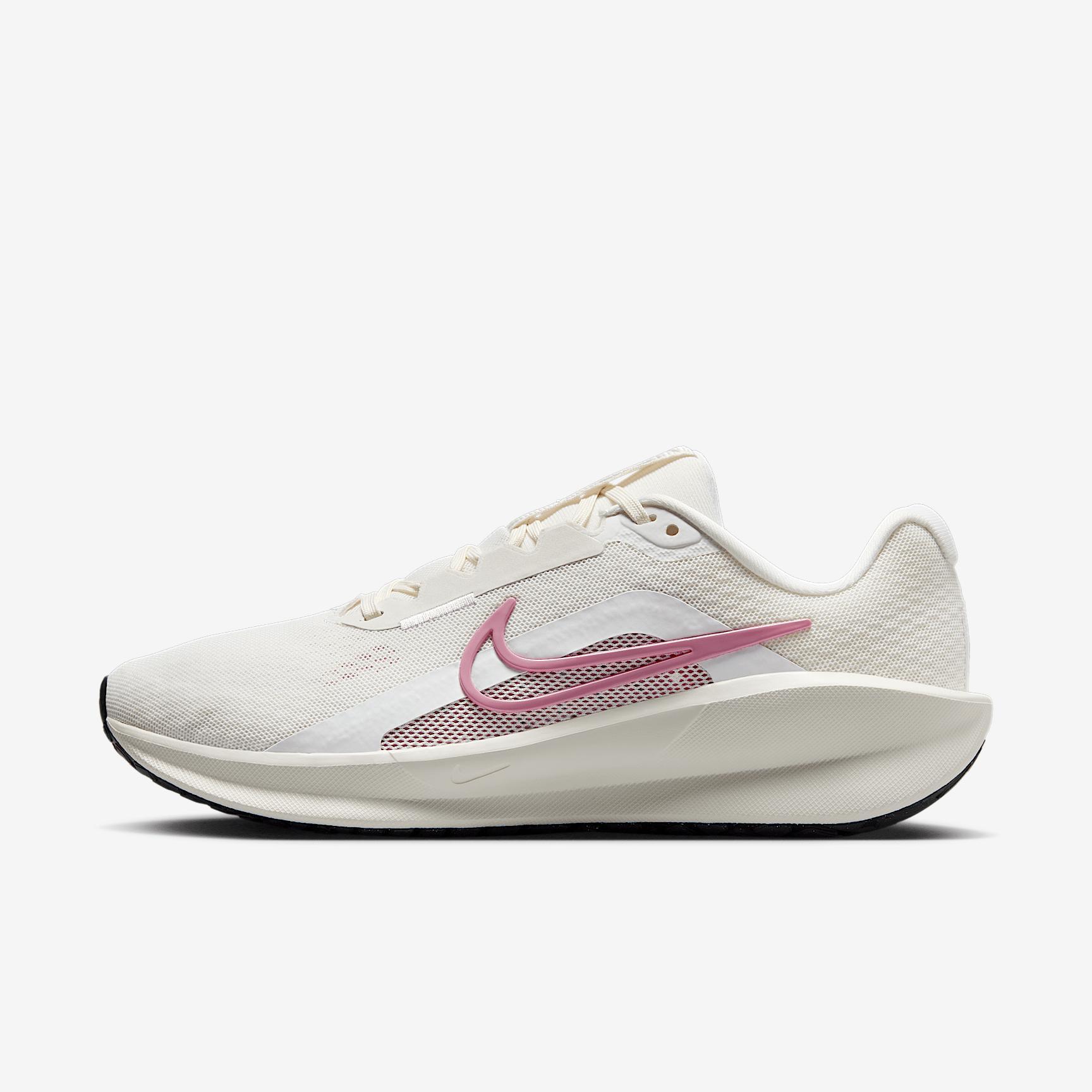 Nike Downshifter 13 Women's Road Running Shoes Product Image