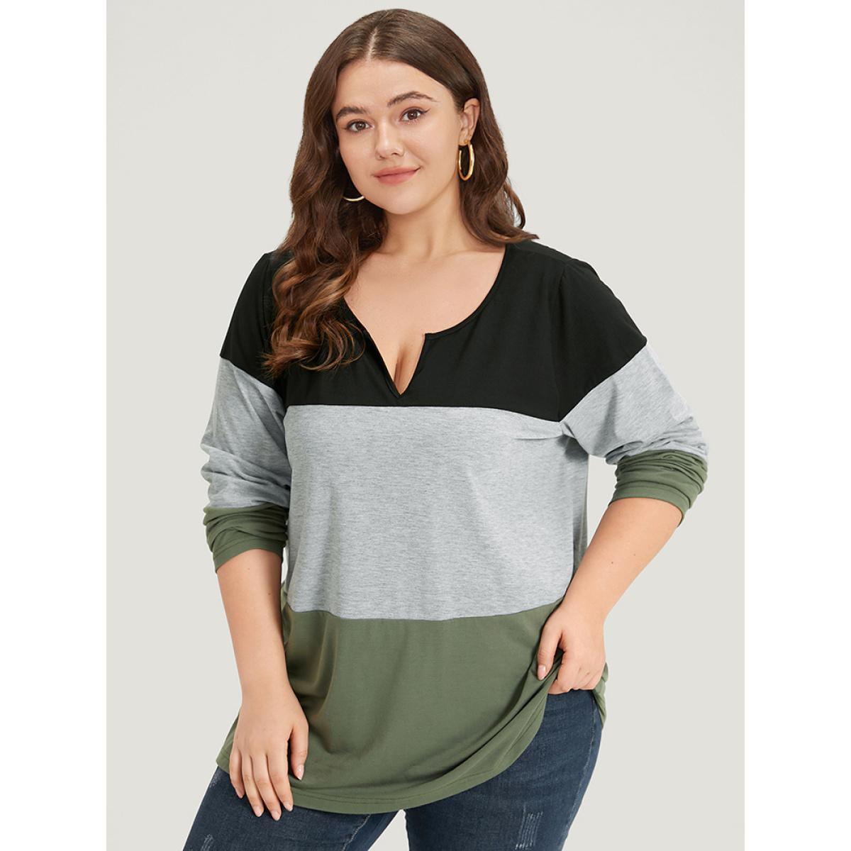 Plus Size Colorblock Contrast Notched Long Sleeve T-shirt Multicolor Women Casual Contrast Plain Notched collar Dailywear T-shirts BloomChic 30/6X Product Image