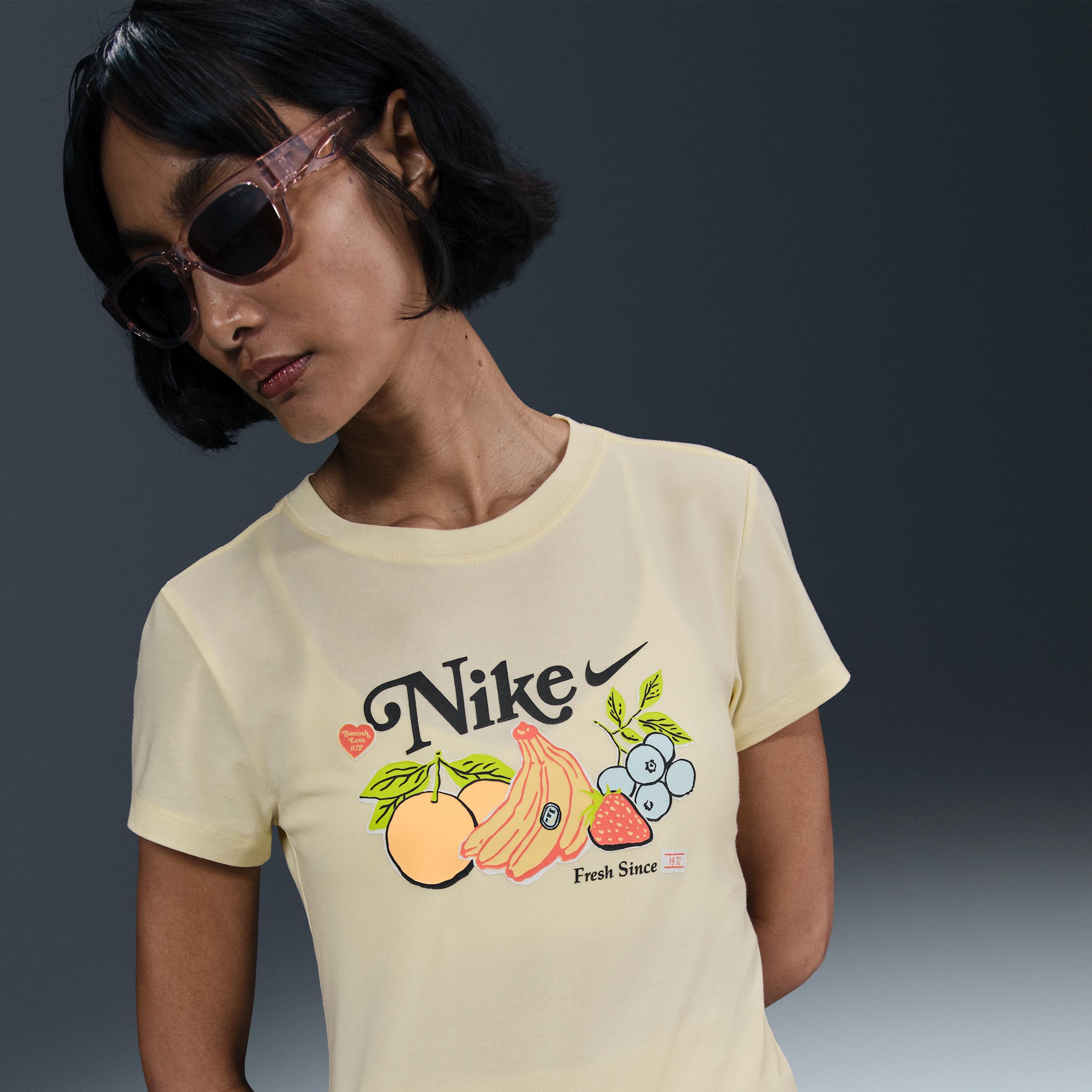 Nike Sportswear Chill Knit Women's Slim Cropped T-Shirt Product Image