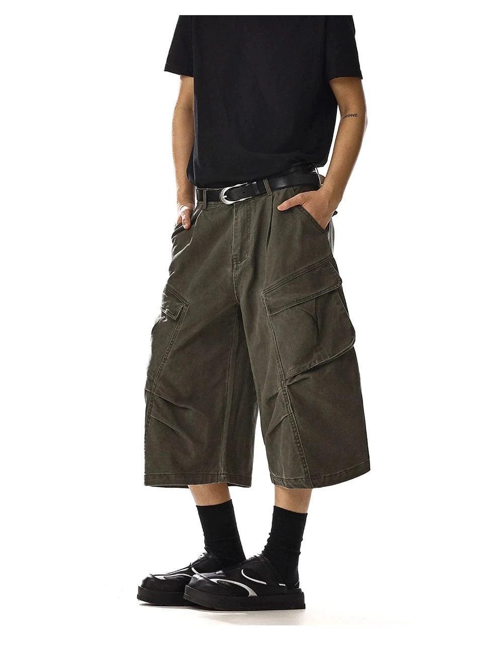 RT No. 18233 CARGO MULTI POCKET SHORTS Product Image