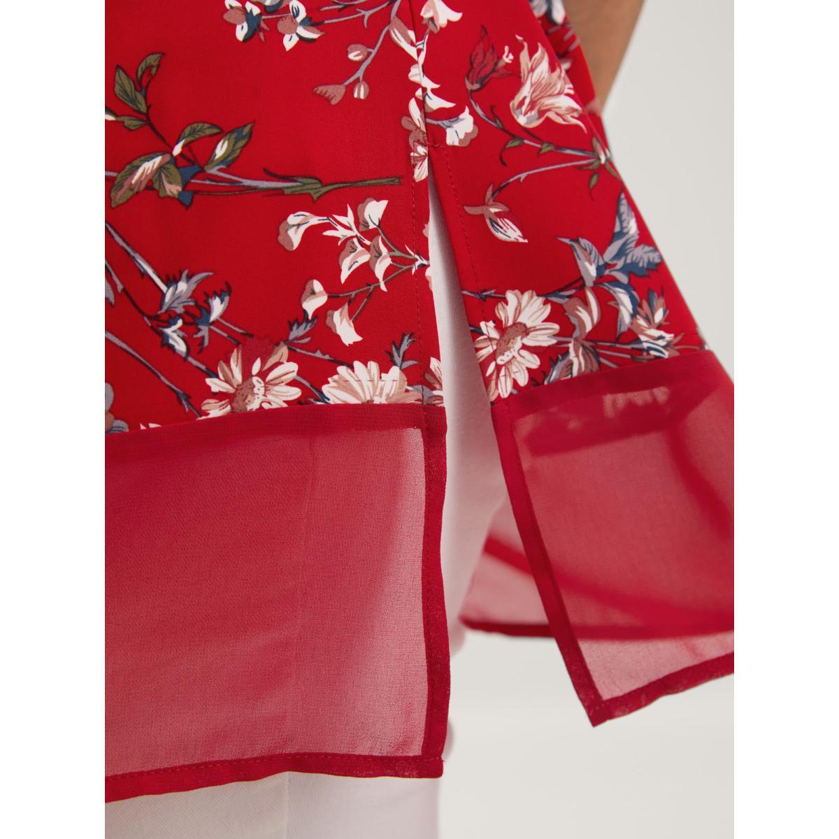 Plus Size Scarlet Garden Print Spliced V-Neck Blouse Women Elegant Short sleeve V-neck Everyday Blouses BloomChic 30/6X Product Image
