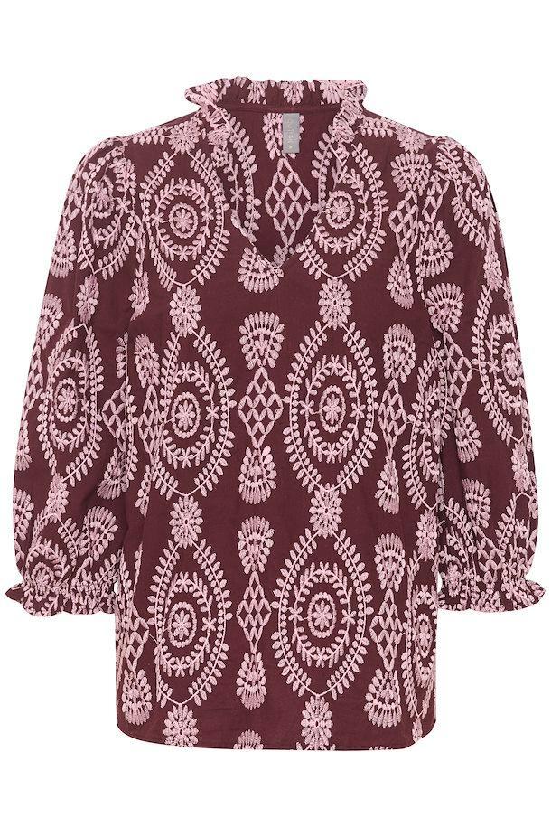 CUtia Blouse with embroidery Product Image