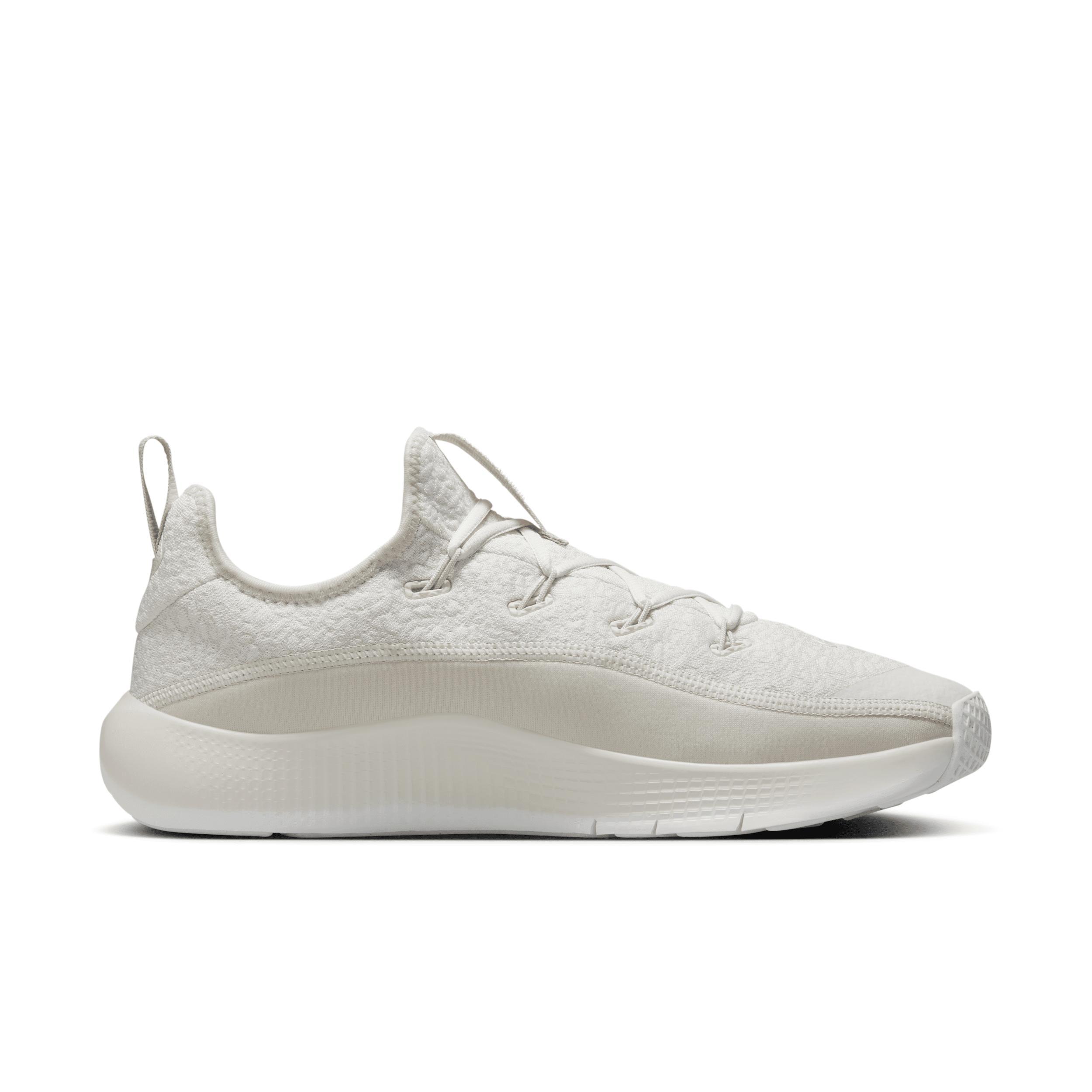 LeBron TR 1 Men's Workout Shoes Product Image