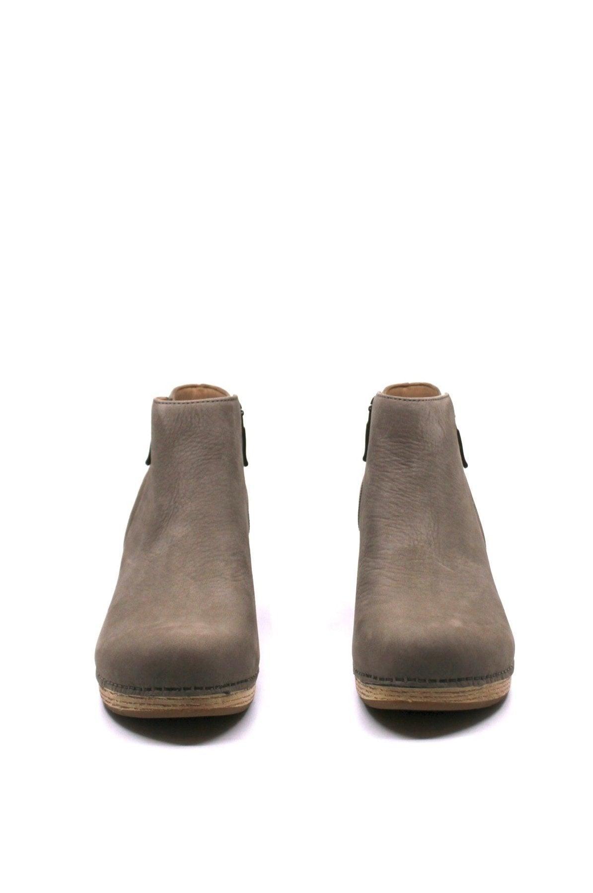 Dansko Lizanne Taupe Product Image