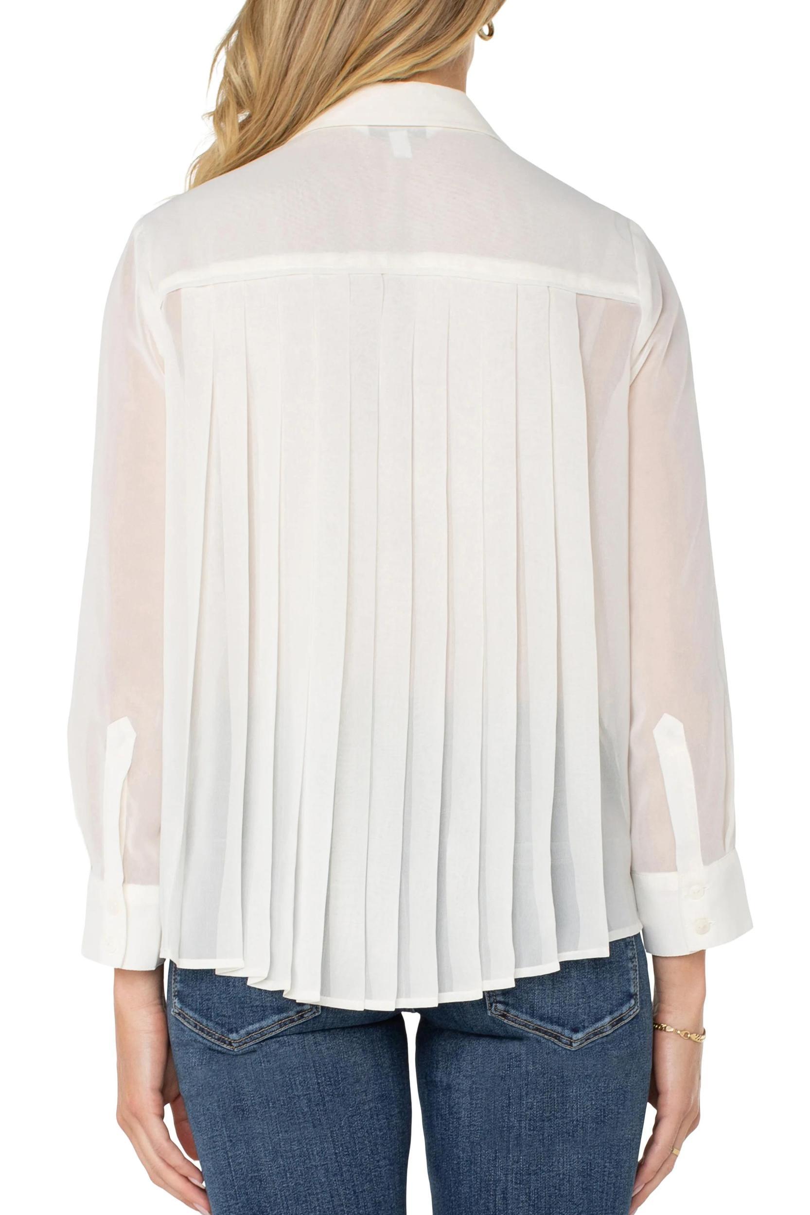Long Sleeve Woven shirt with pleat back detail Product Image
