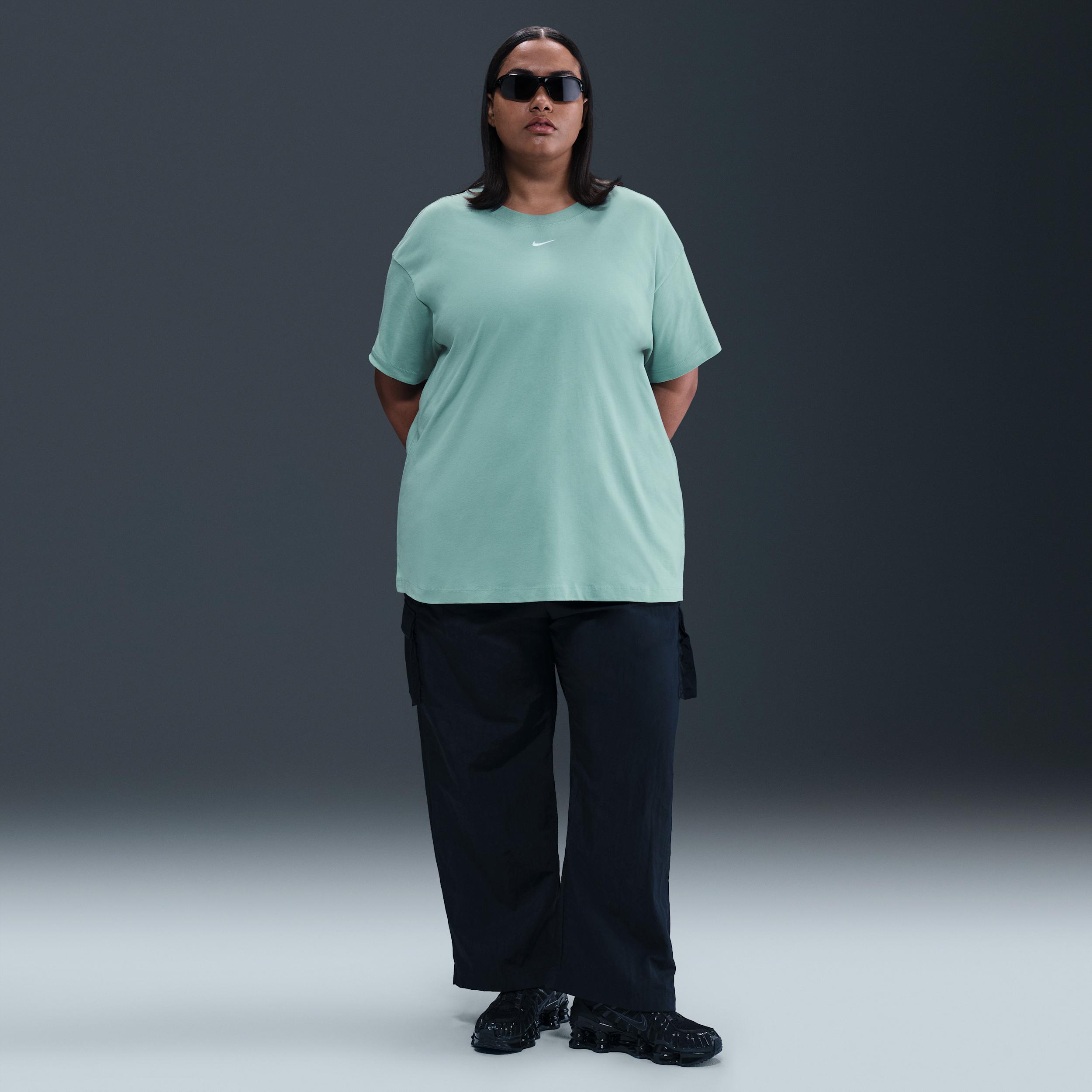 Women's Nike Sportswear Essential T-Shirt (Plus Size) Product Image