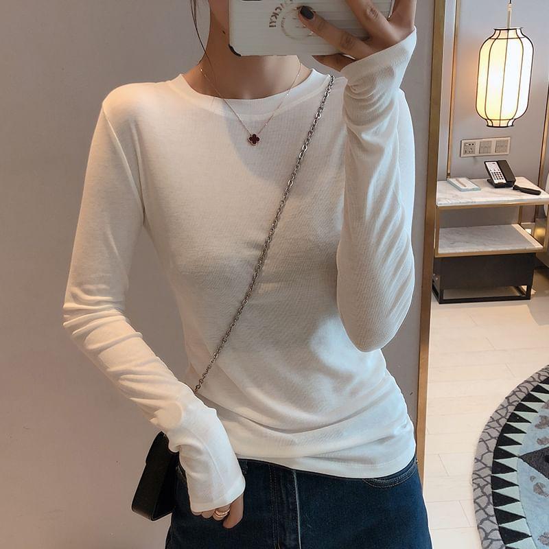 Long-Sleeve Crew Neck Plain Slim Fit T-Shirt Product Image