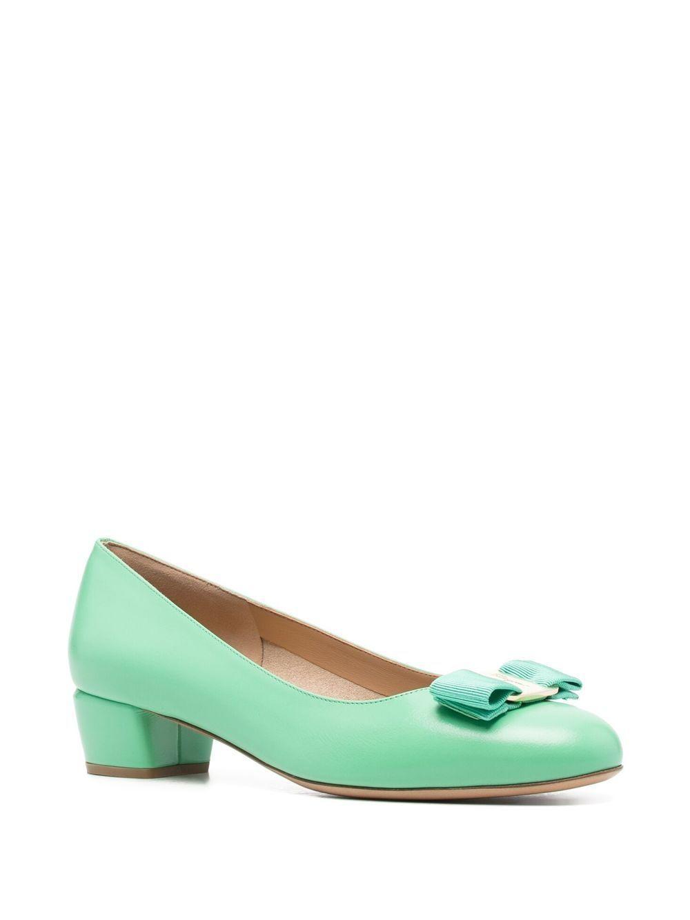 Vara leather pumps Product Image