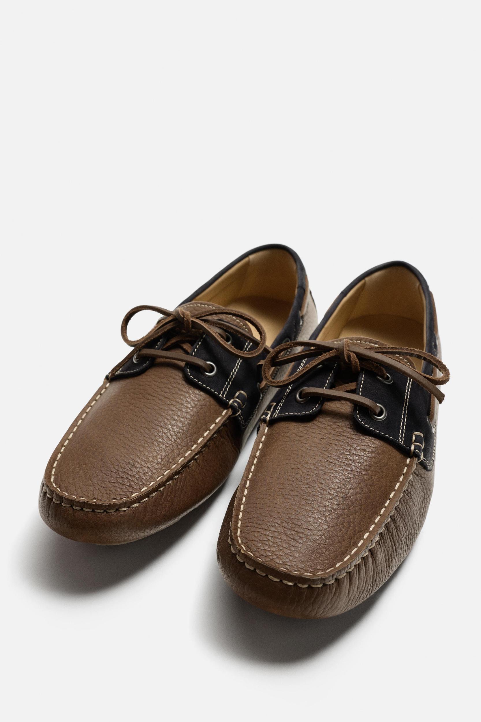 CASUAL LEATHER LOAFERS Product Image