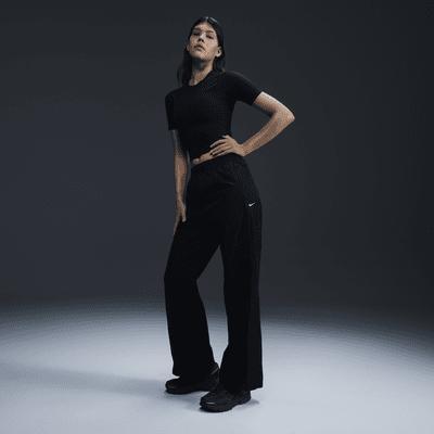 Nike Women's Windrunner High-Waisted Woven Open-Hem Pants Product Image