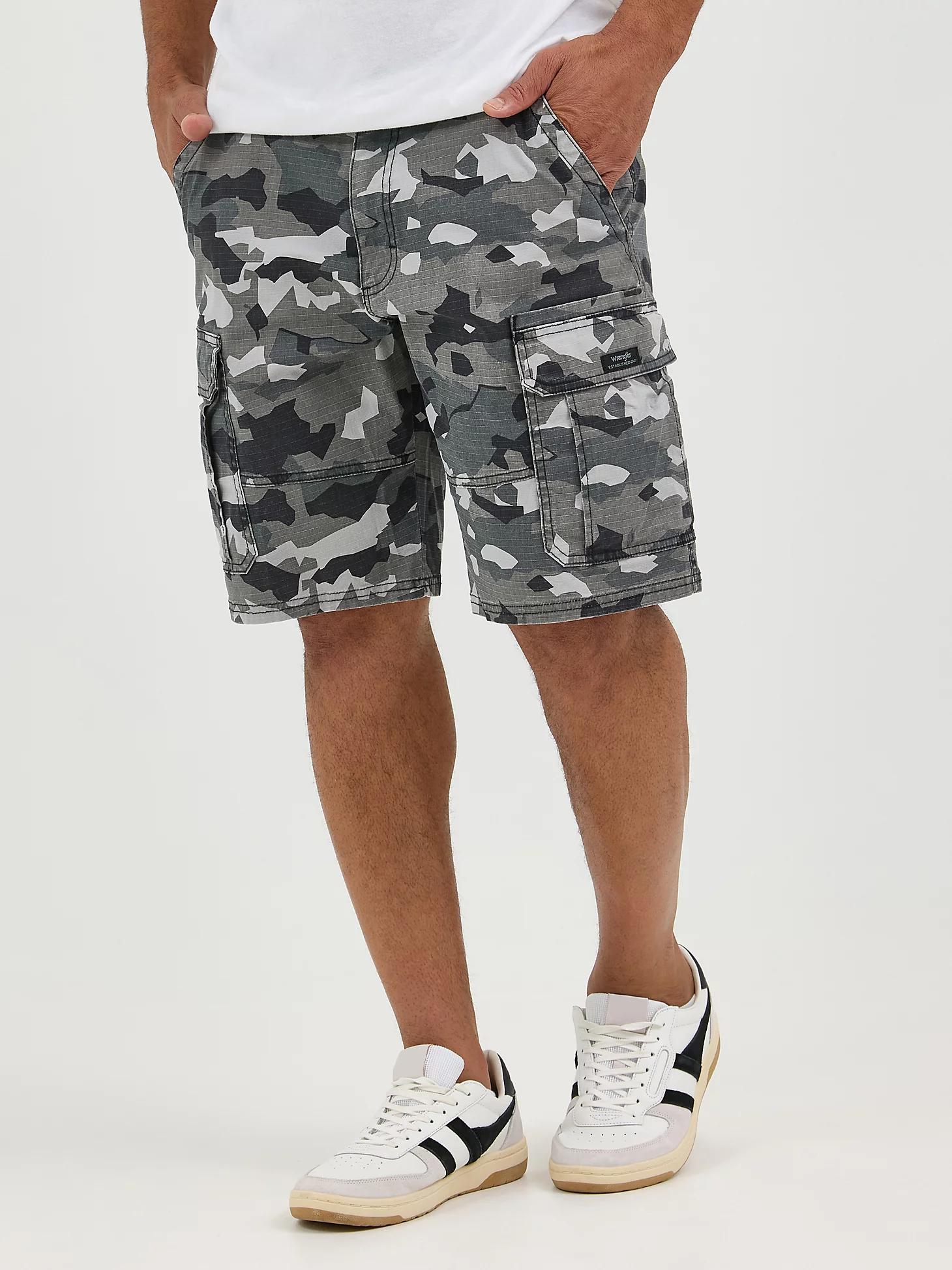 Men's Five Star Premium Cargo Short | Men's SHORTS | Wrangler® Product Image