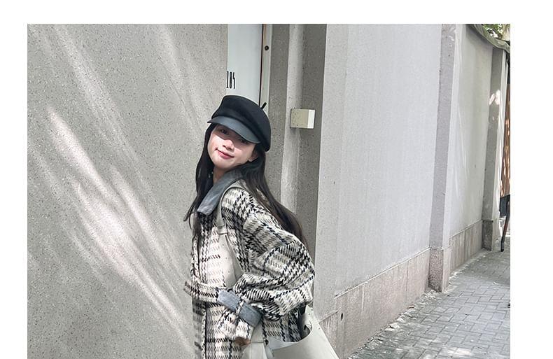 Contrast Collar Houndstooth Long Coat Product Image