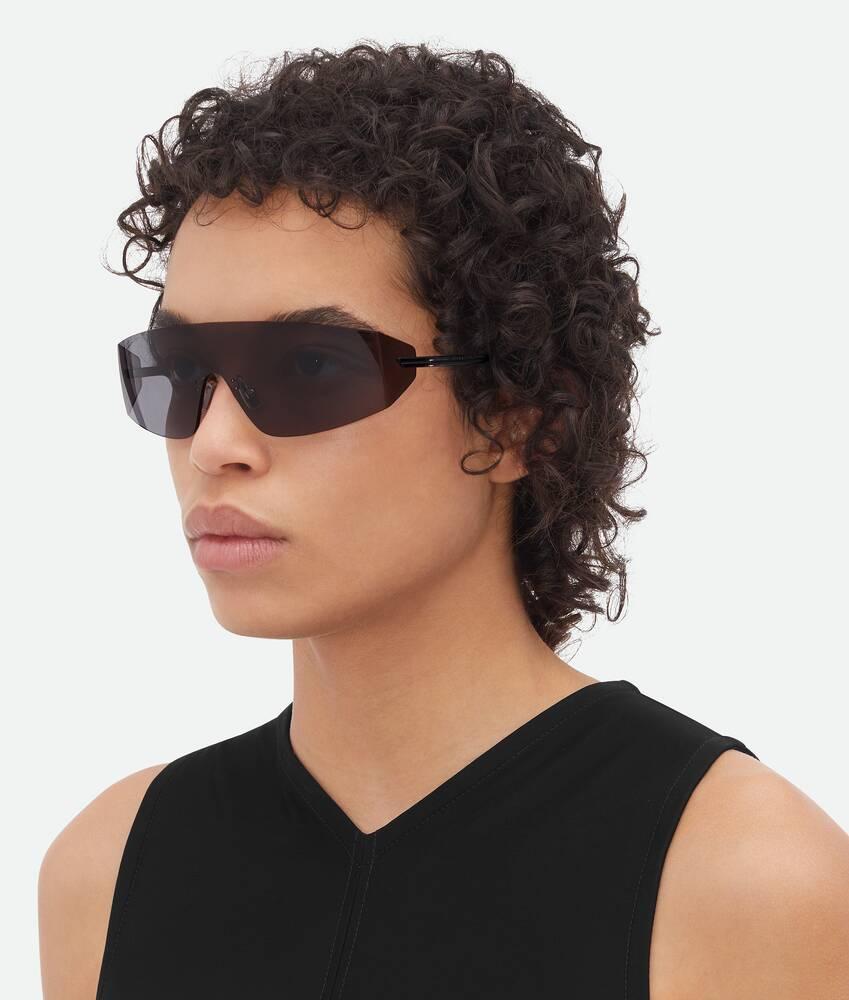 Futuristic Shield Sunglasses in Black/smoke Product Image