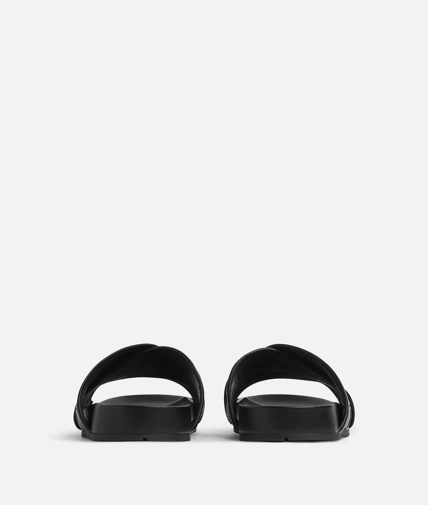 Men's Tarik Mule in Black Product Image