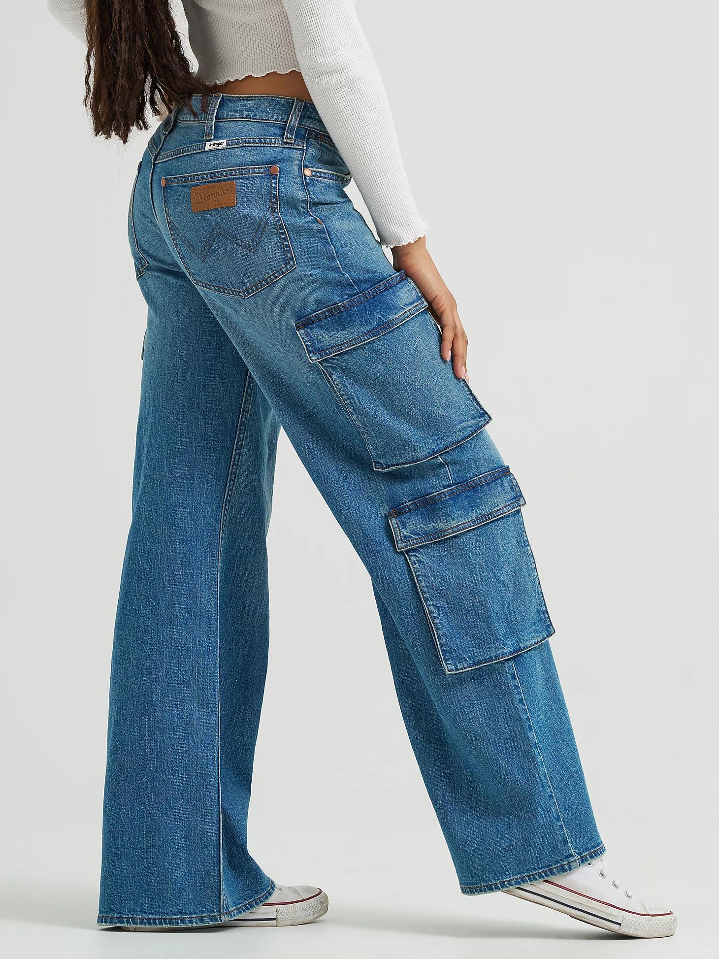 Women's Low Rise Baggy Cargo Jean | Women's JEANS | Wrangler® Product Image