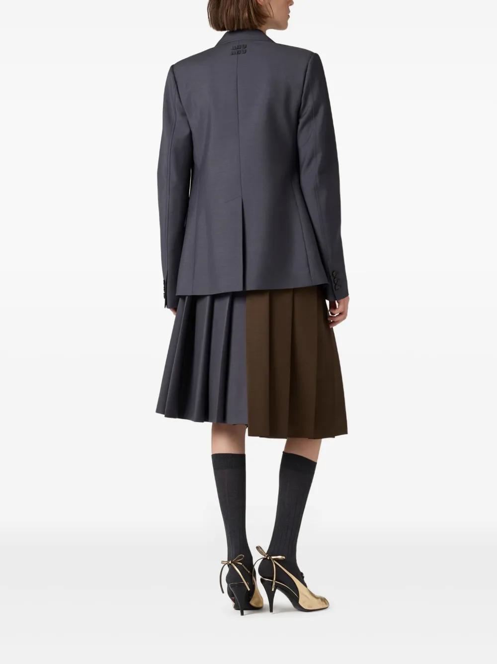 single-breasted blazer Product Image