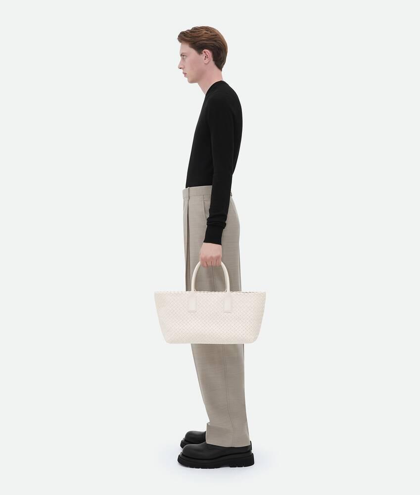Small Cabat in White Product Image