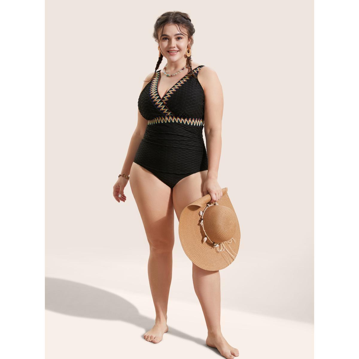 Plus Size Contrast Webbing Wrap One Piece Swimsuit Women's Swimwear Black Beach Woven ribbon&lace trim Curve Bathing Suits High stretch One Pieces BloomChic 26/4X Product Image