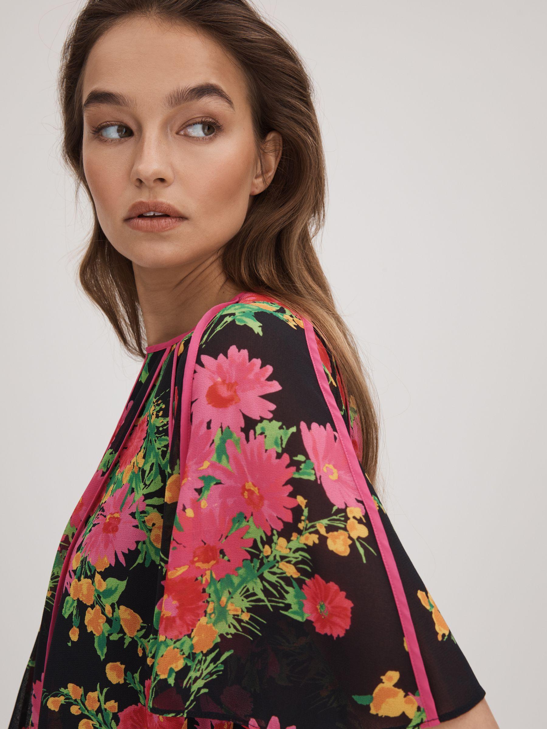 Florere Printed Flare Sleeve Blouse in Pink/Black Product Image