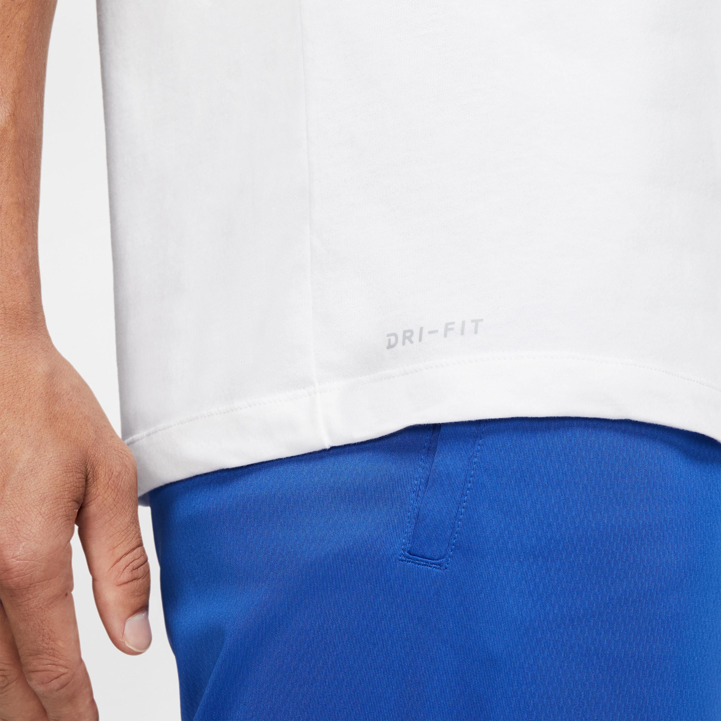 Nike Men's Dri-FIT Fitness T-Shirt Product Image